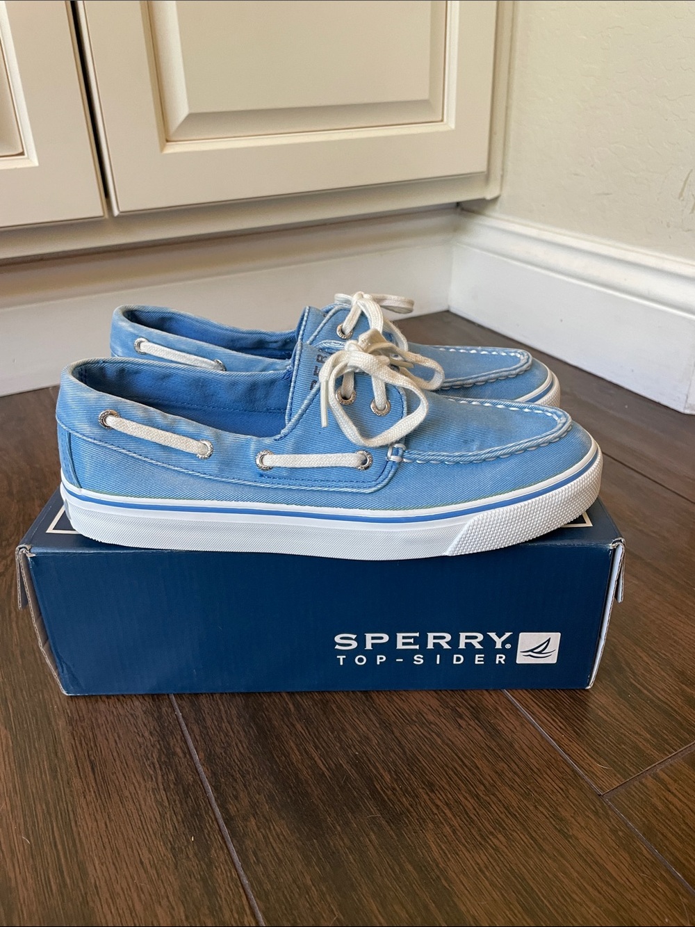 NWT SPERRY Biscayne Washed Shoes!